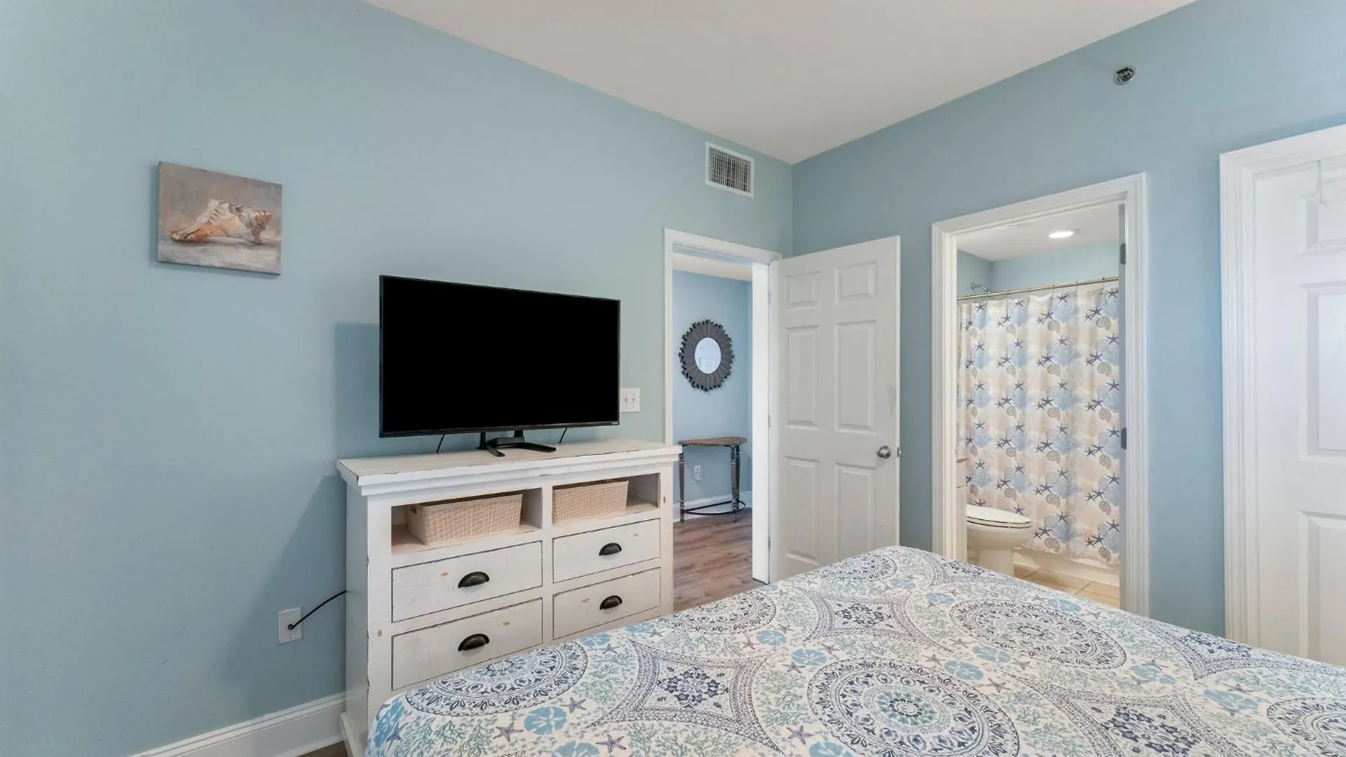 Laketown Wharf 1301 Panama City Beach Apartment